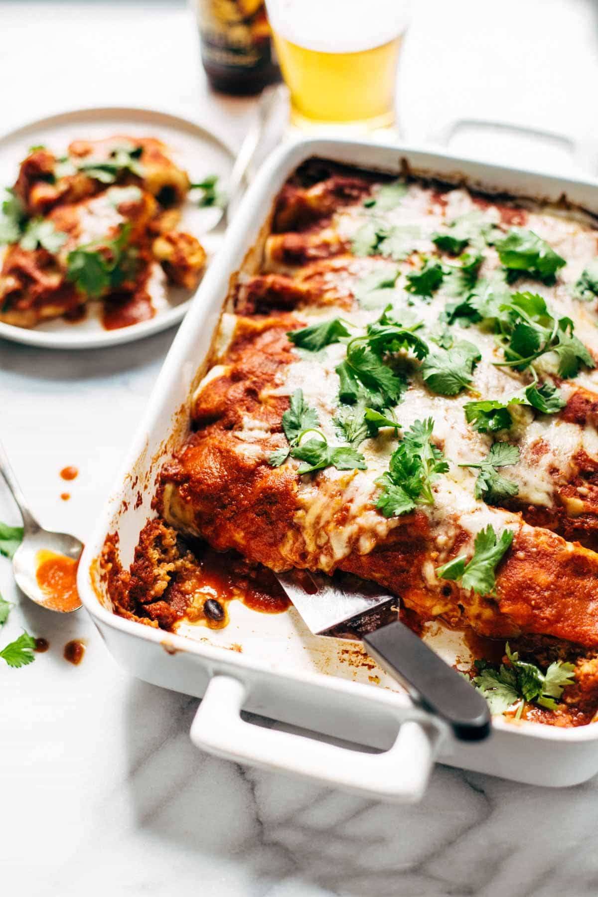 You won't believe how easy this recipe is! Comfort food meets REAL food with healthy, simple ingredients. SO deliciously good! | pinchofyum.com