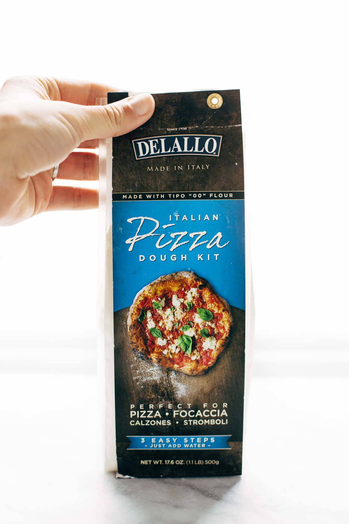 Pizza dough kit.